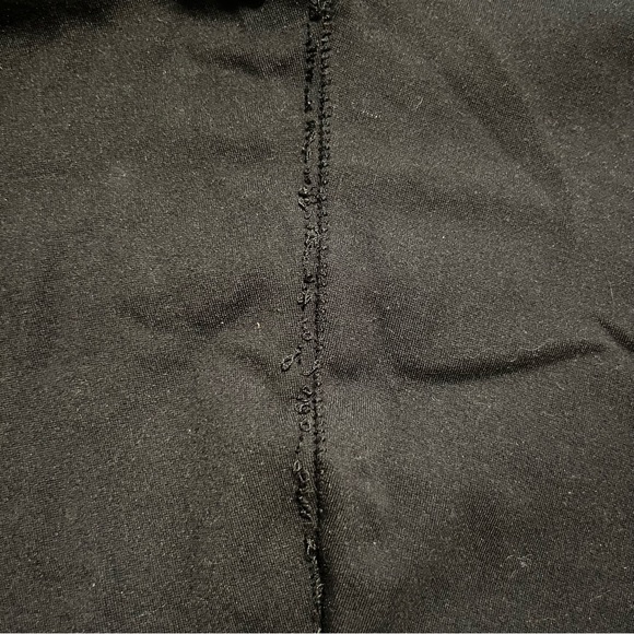 Black Tahari Slacks / Pants with Stretch, Size Petite L, Thread loose on back - Picture 10 of 11